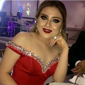 Meet your Posher, Carla